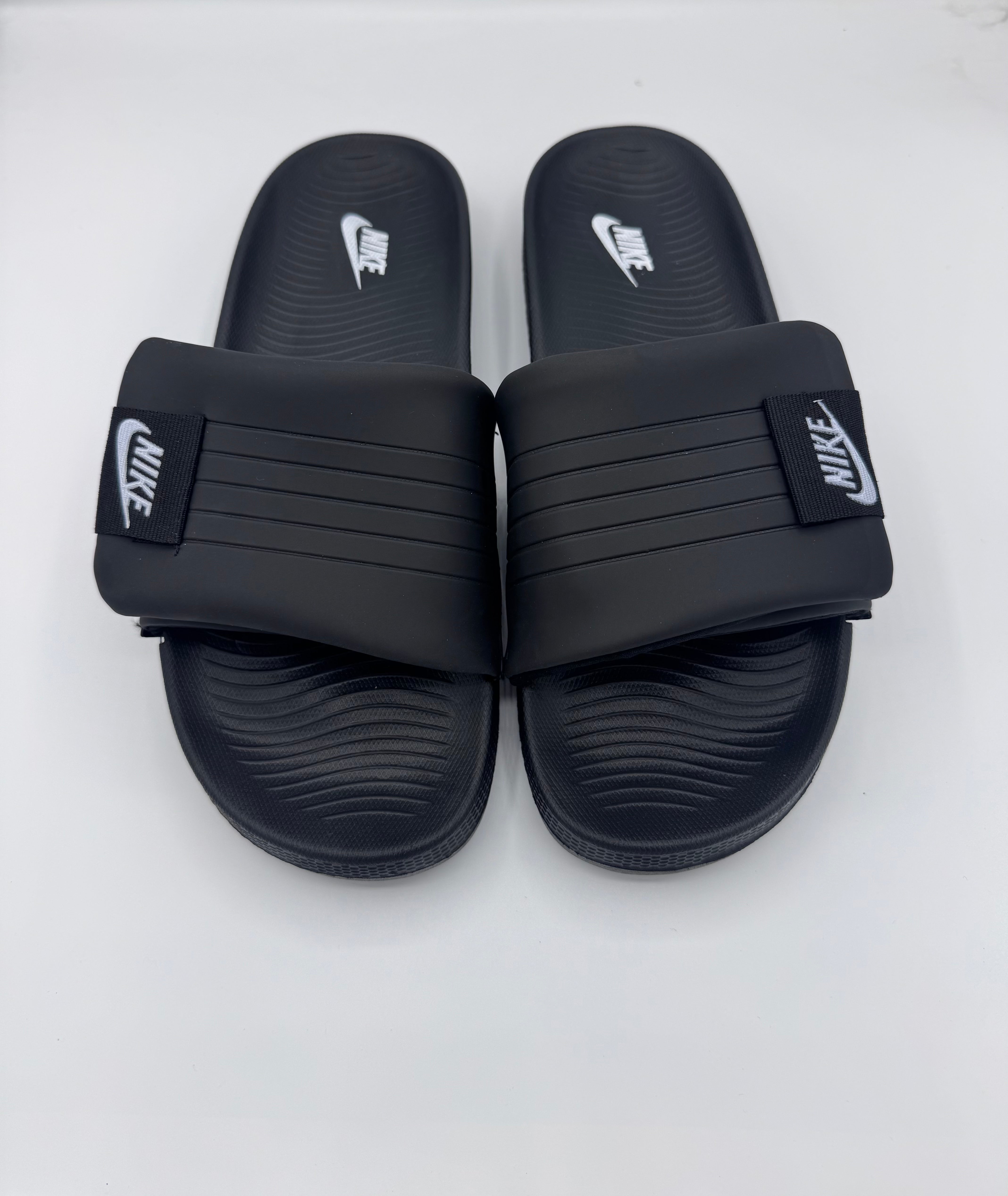 Nikee Premium Adjustable Slides – Black (8mm foam) with recovery sole