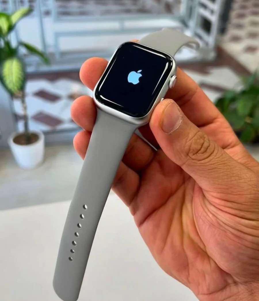 Series 11 Smart Watch